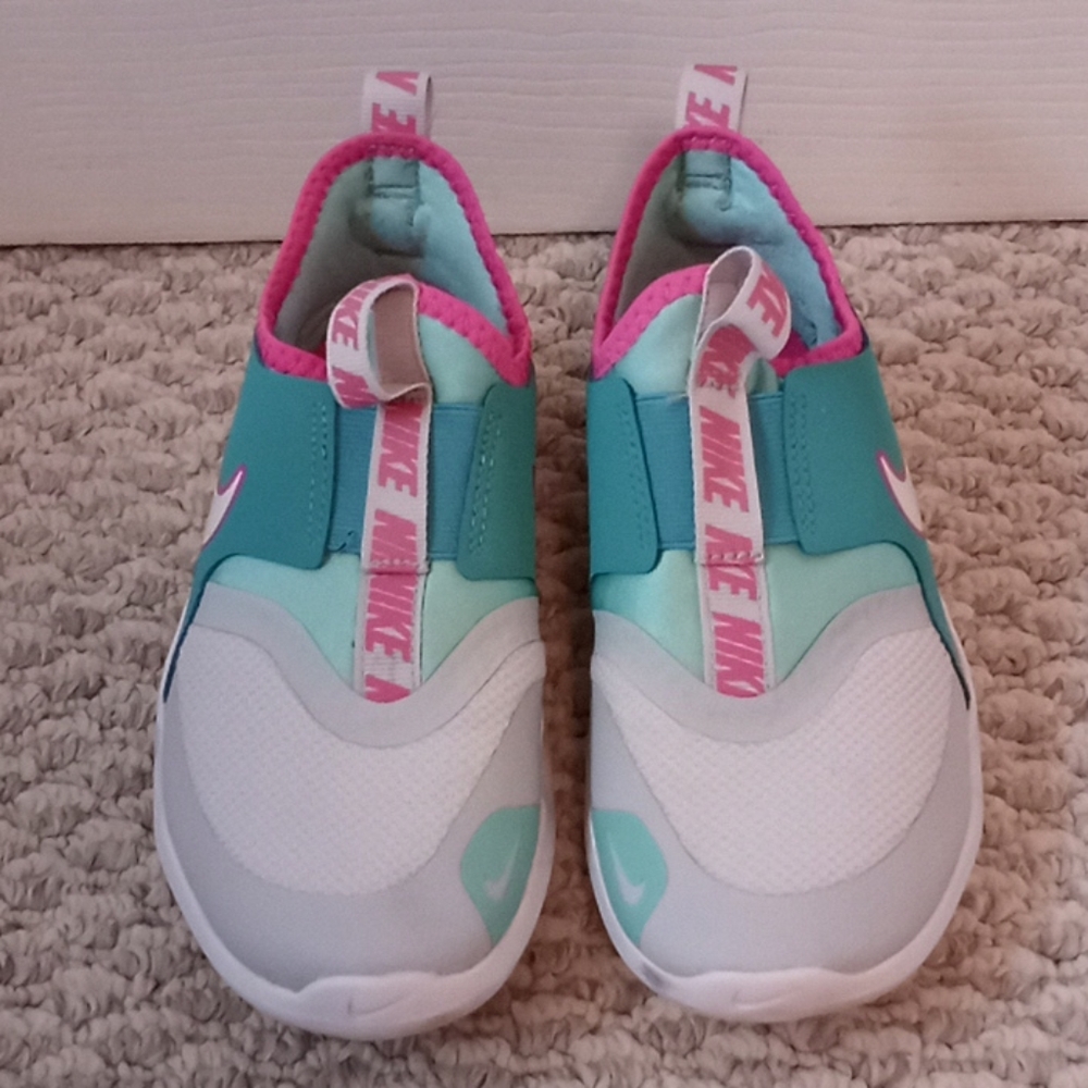 12.5 Nike Girls Slip-on Running Shoes